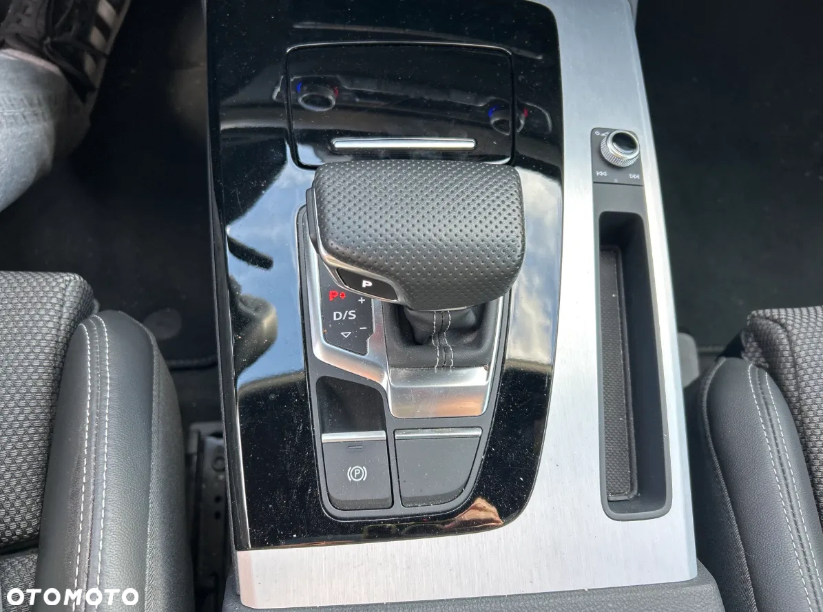Audi Q5 40 TDI quattro S tronic sport - 19