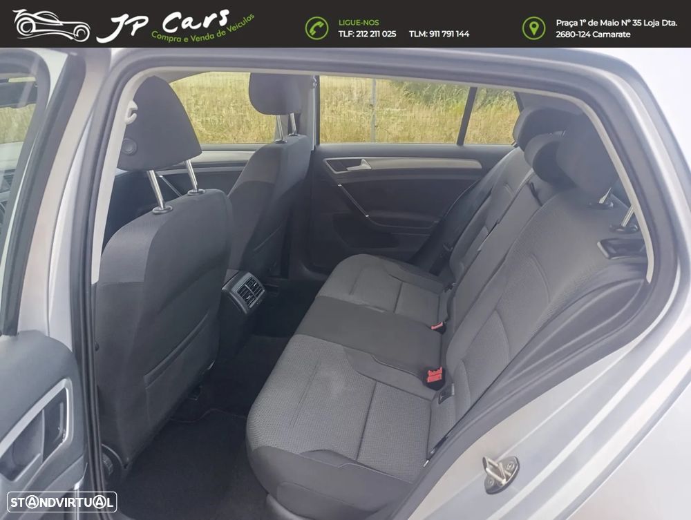 VW Golf 1.6 TDi BlueMotion Trendline - 11
