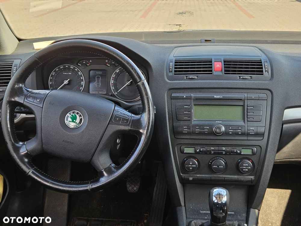 Skoda Octavia 2.0 FSI Elegance - 7