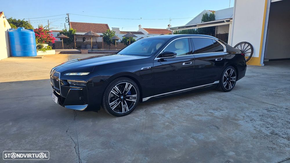 BMW 760 M760e xDrive - 1