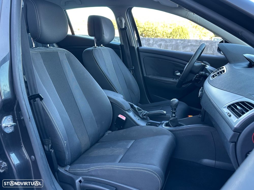 Renault Mégane 1.5 dCi Confort - 8