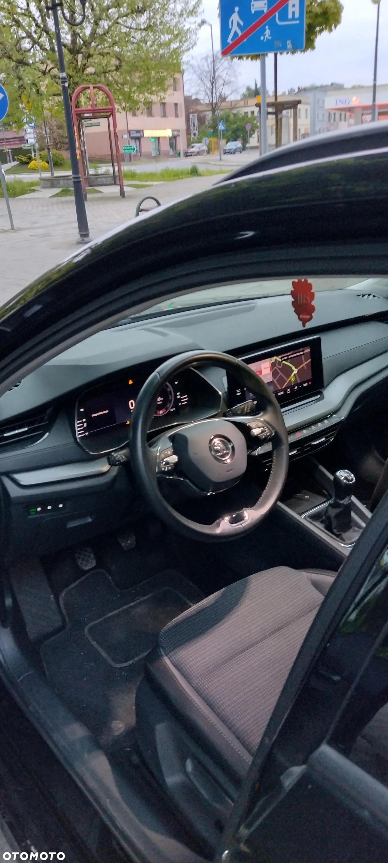Skoda Octavia Combi 2.0 TDI Ambition - 25