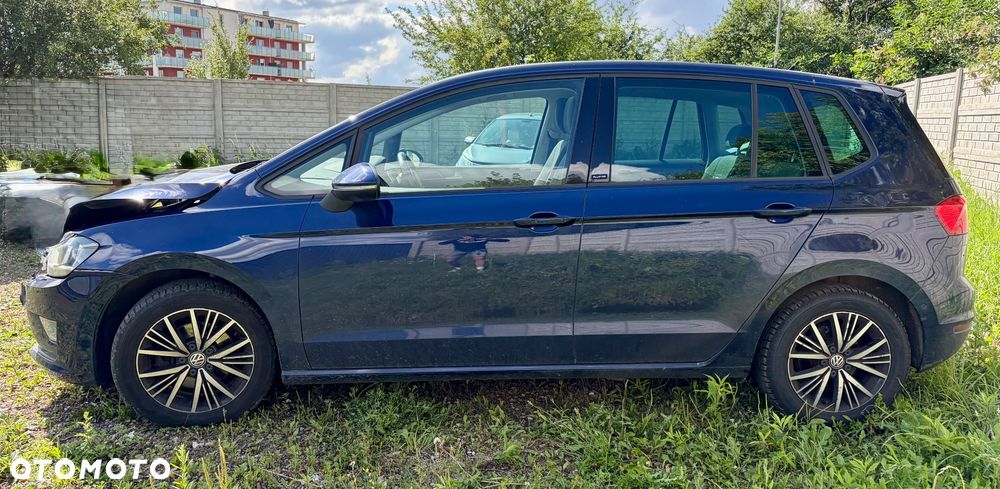 Volkswagen Golf - 10