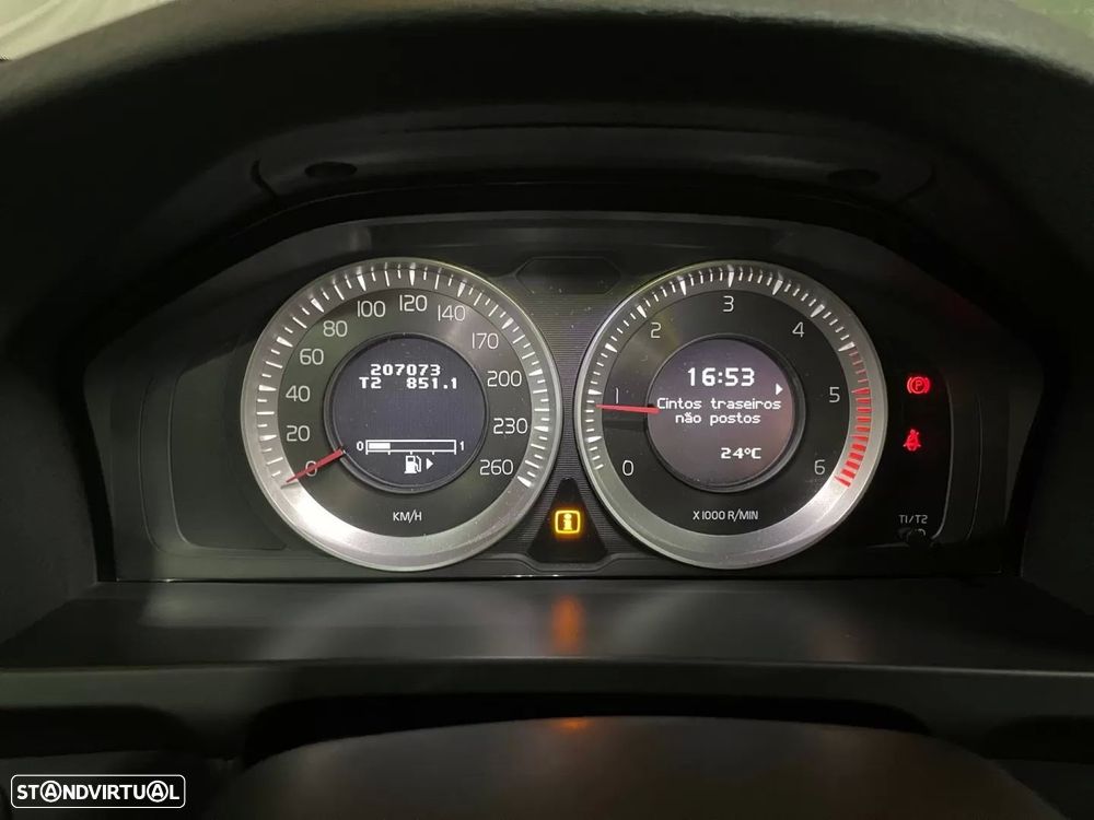 Volvo V60 D2 Summum - 10