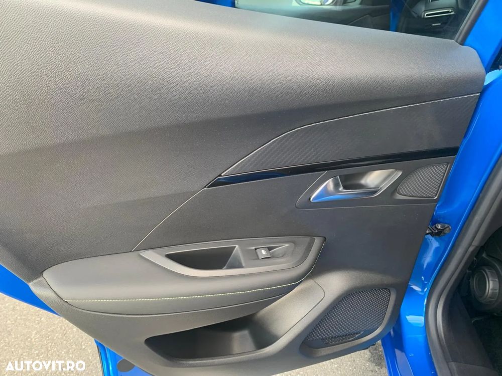 Peugeot 2008 1.5 BlueHDI STT EAT8 GT Line - 14