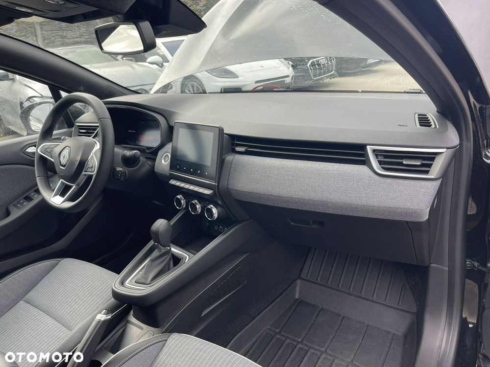 Renault Clio 1.6 E-TECH Techno - 9