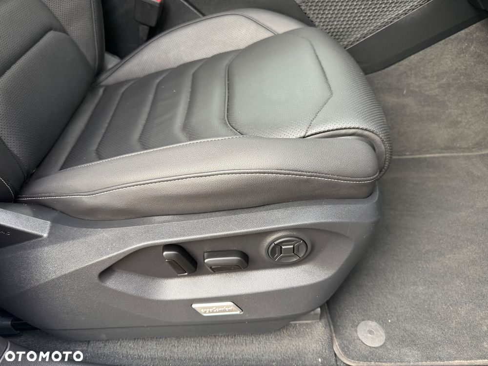 Volkswagen Touareg 3.0 V6 TDI SCR 4Mot - 31