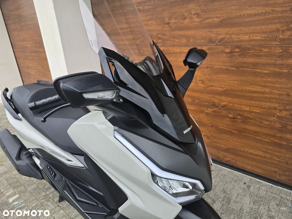 Honda NSS - 25