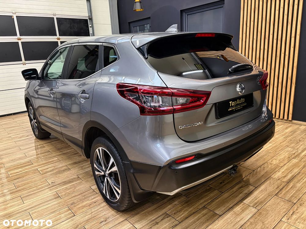 Nissan Qashqai 1.3 DIG-T DCT TEKNA - 9