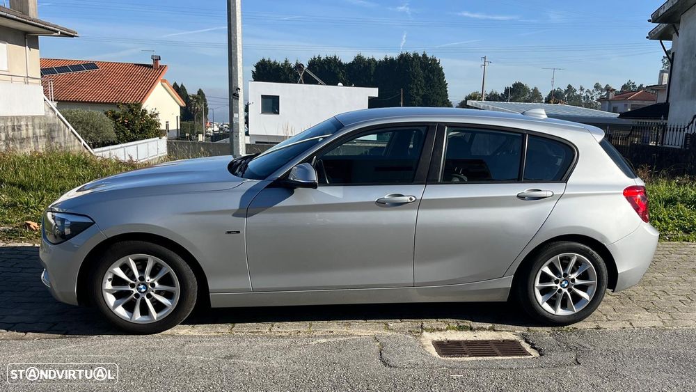 BMW 120 d Sport Line - 2