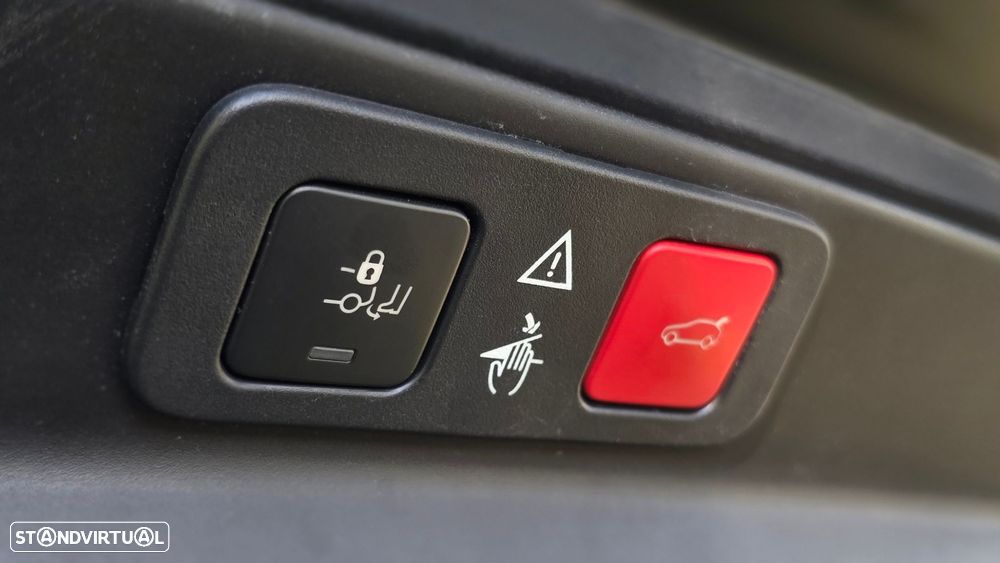 Peugeot 5008 1.6 BlueHDi GT Line EAT6 - 46