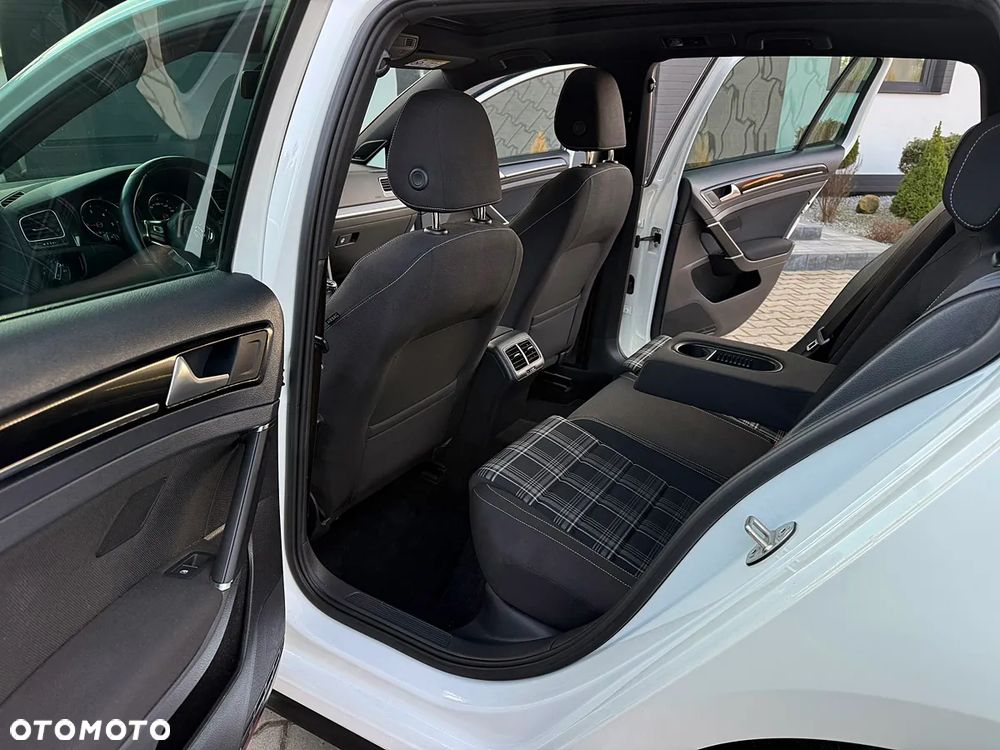 Volkswagen Golf 2.0 TDI BMT GTD - 20