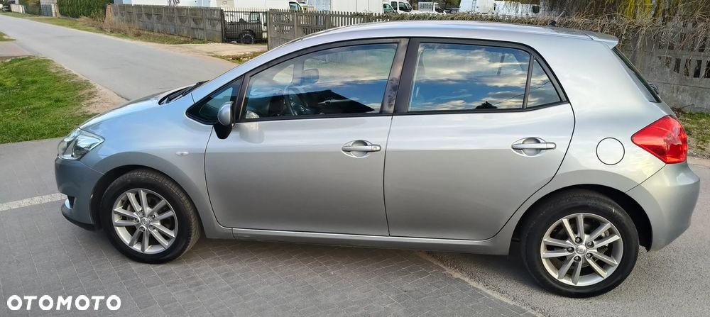 Toyota Auris 1.4 D-4D Life - 15