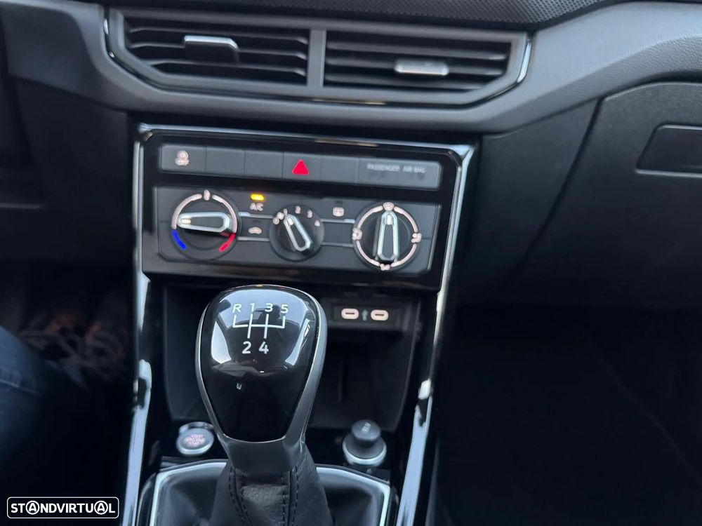 VW T-Cross 1.0 TSI - 33