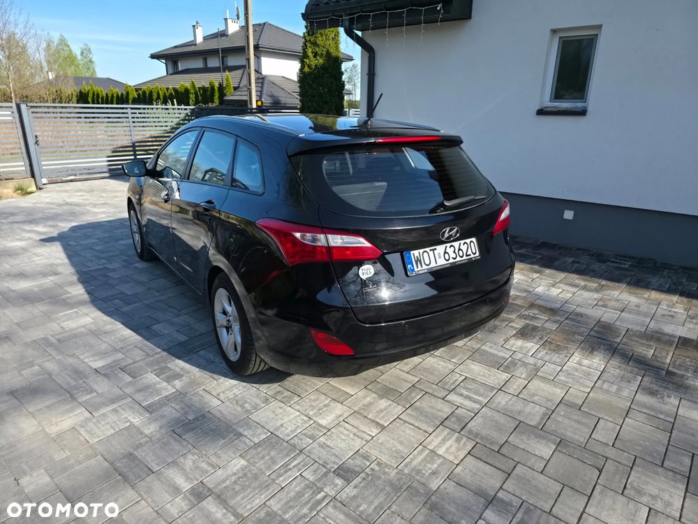 Hyundai i30 1.6 Comfort - 3