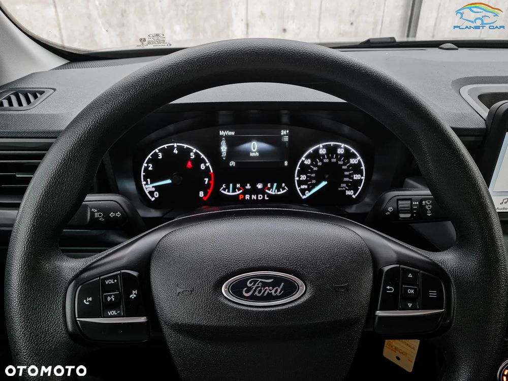 Ford Maverick - 26