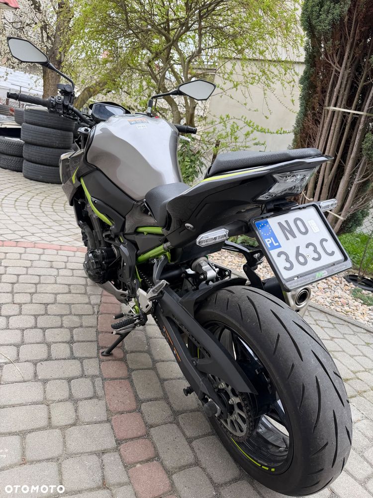 Kawasaki Z 900 - 7
