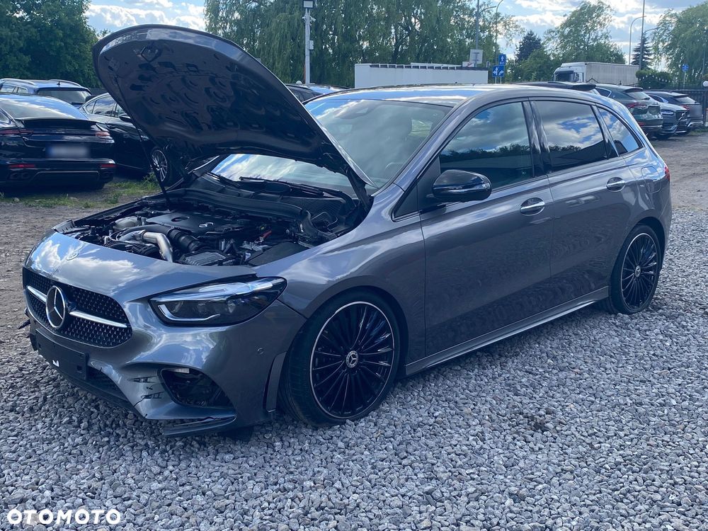 Mercedes-Benz Klasa B 220 4-Matic AMG Line 7G-DCT - 14