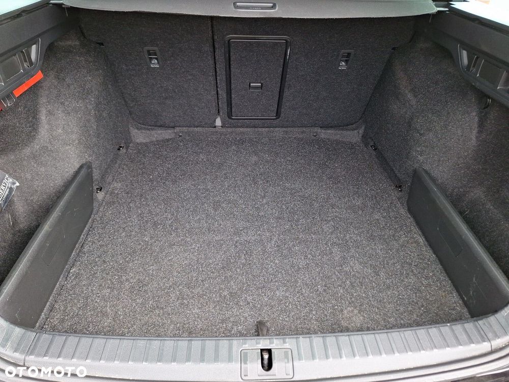 Skoda Octavia 1.5 TSI mHEV Sportline DSG - 22