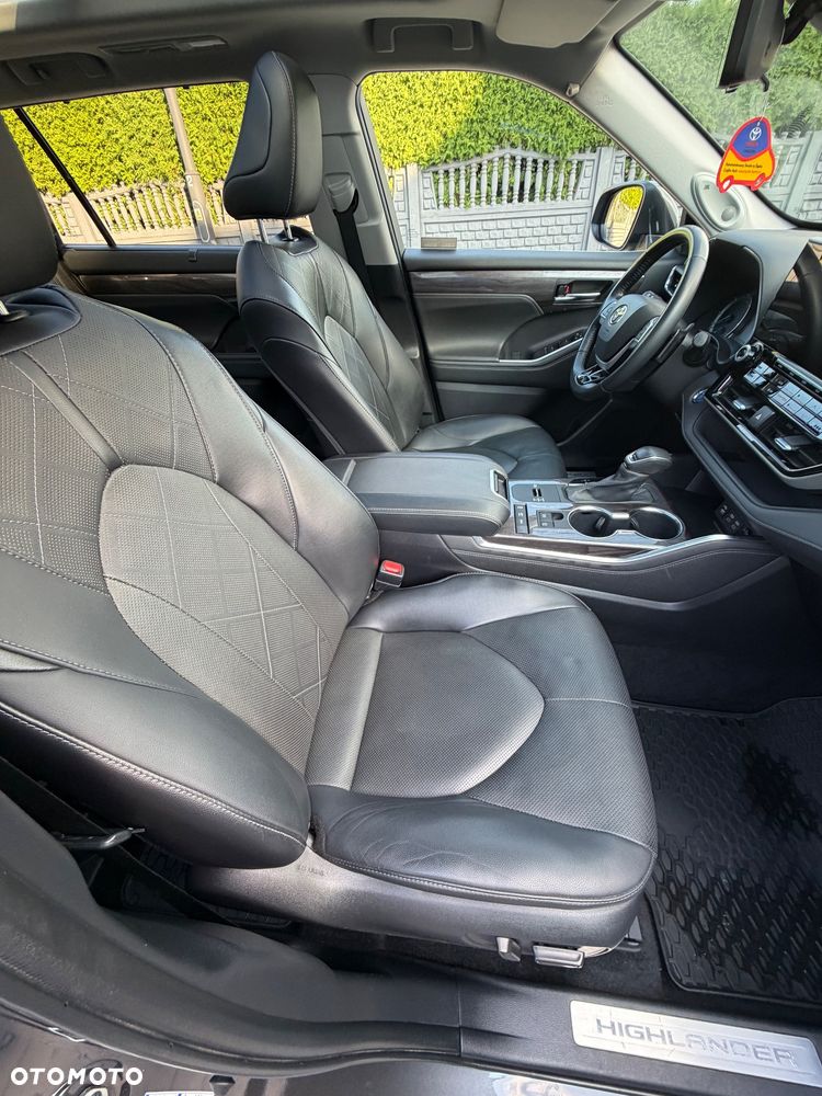 Toyota Highlander 2.5 Hybrid Executive - 12