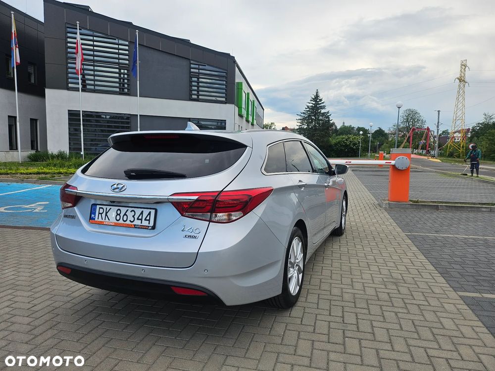 Hyundai i40 Kombi blue 1.7 CRDi Family+ - 30