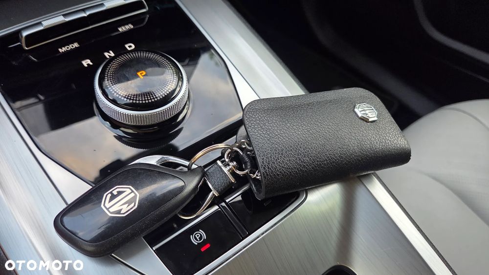 MG 5 Standard Luxury - 24