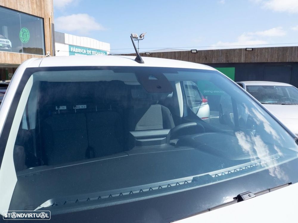 Opel Combo 54kWh Tam M 136cv - 8