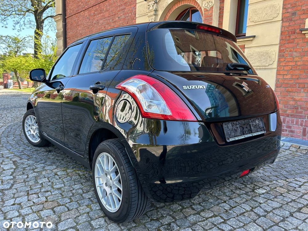 Suzuki Swift 1.2 4x4 Club - 10