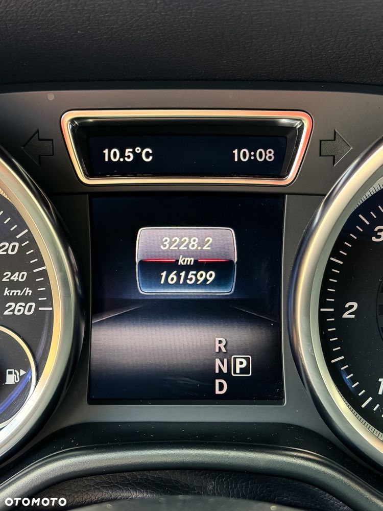 Mercedes-Benz GLE 350 d 4Matic 9G-TRONIC AMG Line - 23