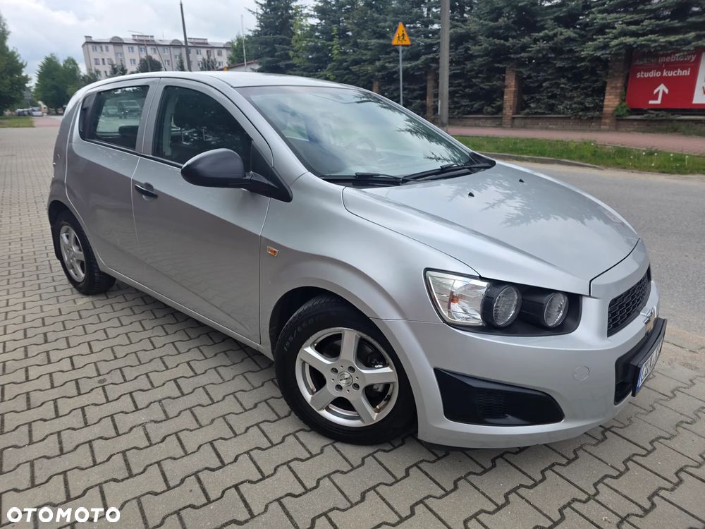 Chevrolet Aveo 1.2 LS - 1