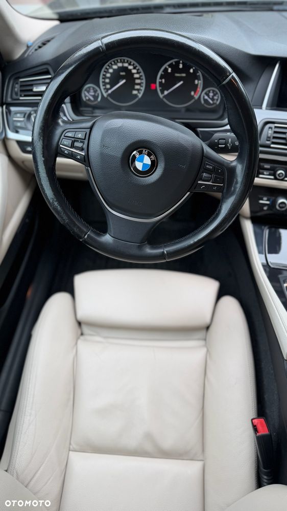 BMW Seria 5 520d xDrive Luxury Line - 8