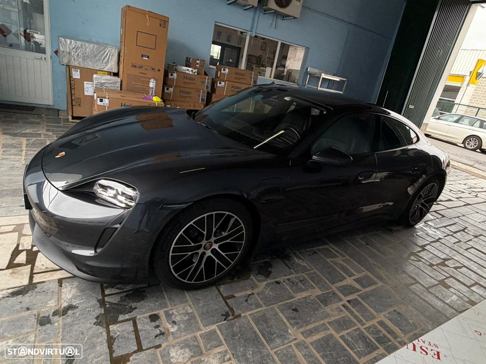Porsche Taycan Standard - 4
