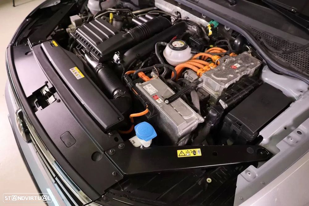 VW Passat Variant 1.4 TSI GTE Plug-in - 8
