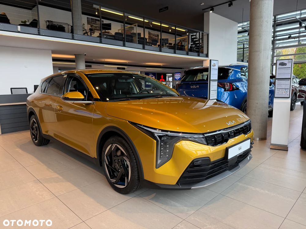 Kia K4