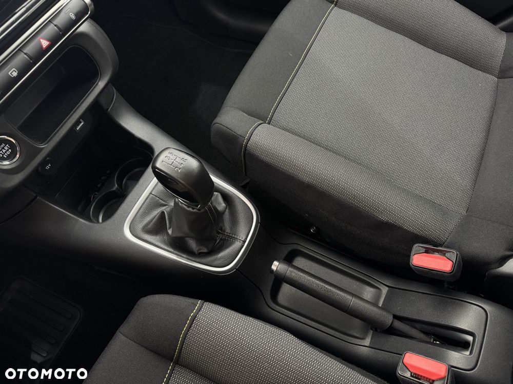 Citroën C3 1.2 PureTech Shine - 26