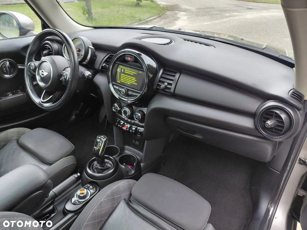 MINI ONE - 21