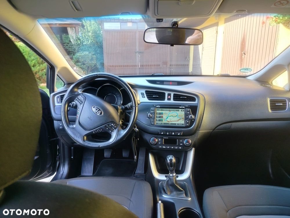 Kia Ceed 1.6 GDI L - 5