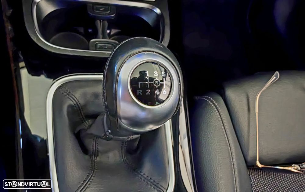 Mercedes-Benz A 180 - 21