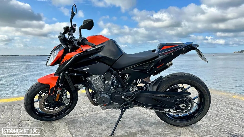 KTM Duke 890 - 13