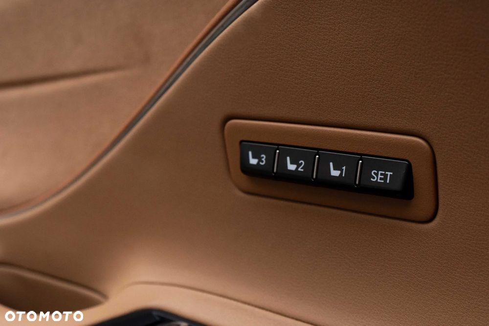 Lexus LC 500 Prestige - 17