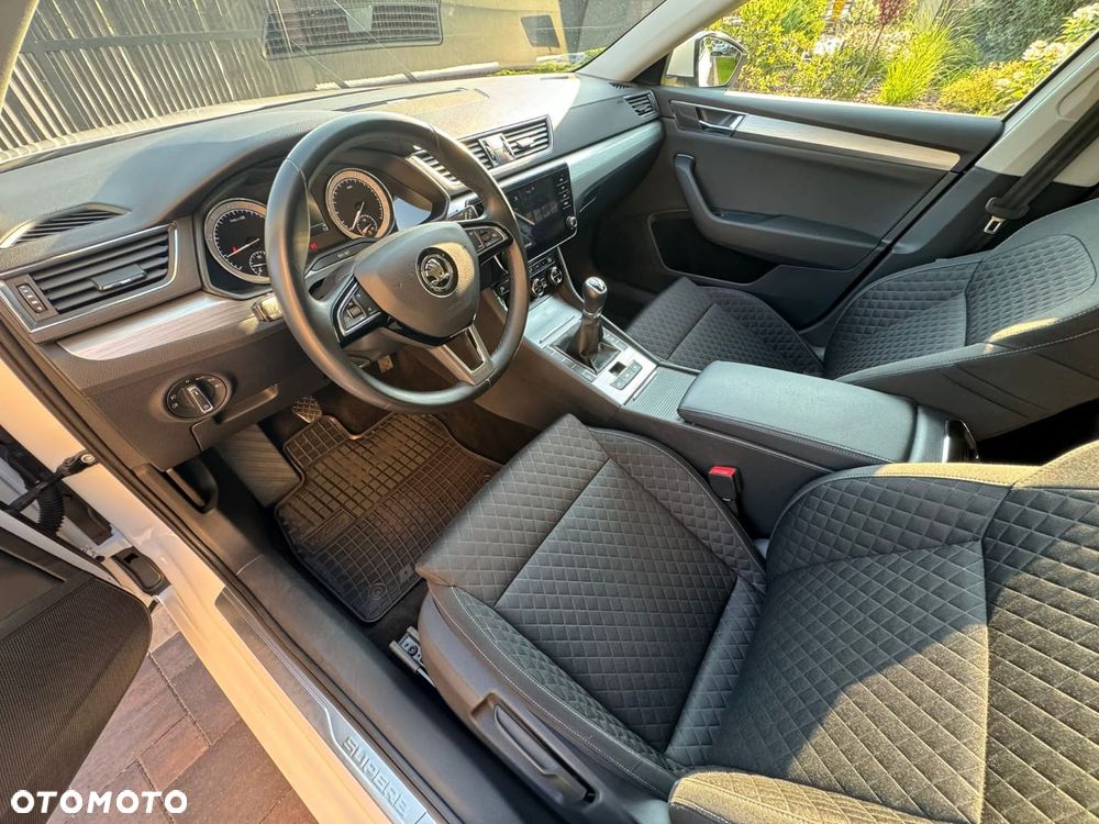 Skoda Superb 1.5 TSI ACT Style - 14