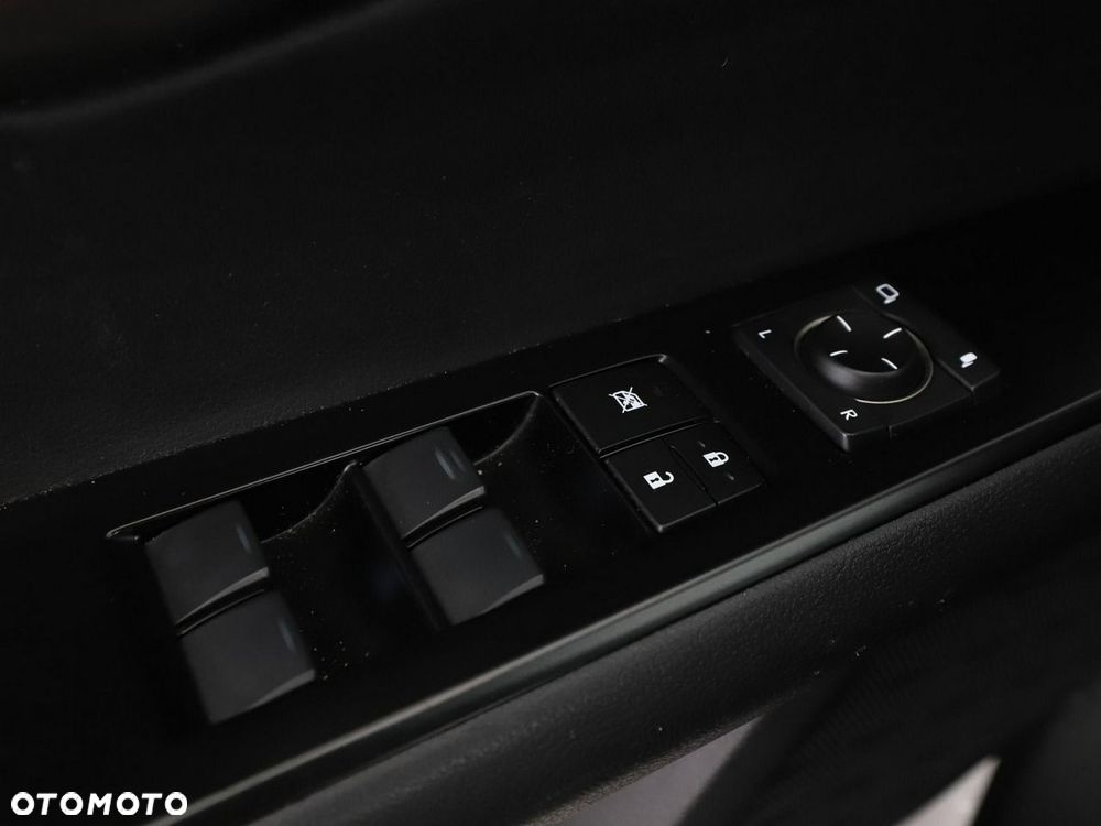 Lexus UX 250h - 33