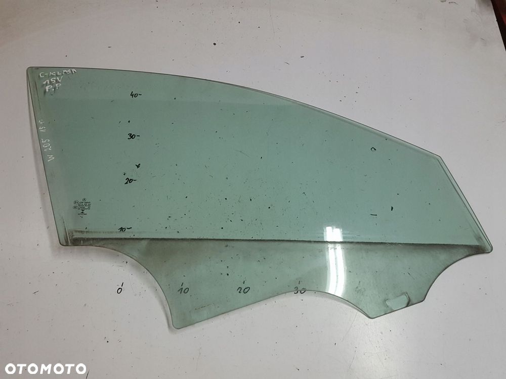 MERCEDES C KLASA W205 15r SZYBA DRZWI PRAWA PRZÓD 5D - 1