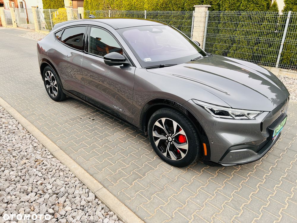 Ford Mustang Mach-E - 5