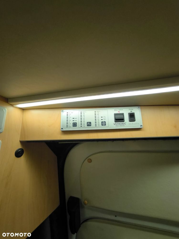 Mercedes-Benz Sprinter - 12