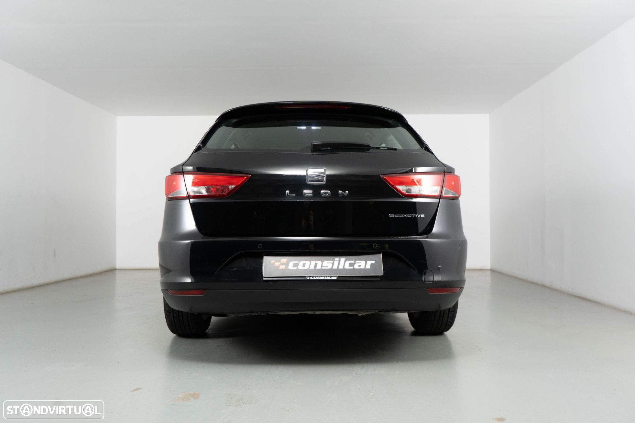 SEAT Leon ST 1.6 TDI Reference Ecomotive - 4