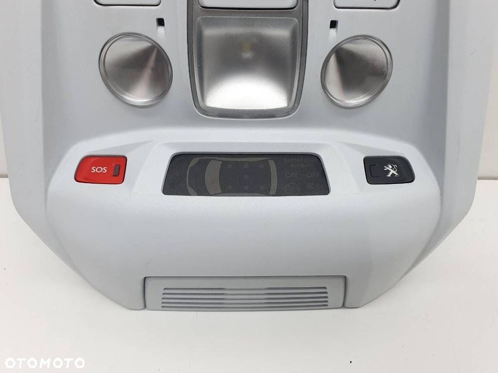 LAMPKA PODSUFITKI SZYBERDACH PEUGEOT 5008 II 2019 EUROPA - 2