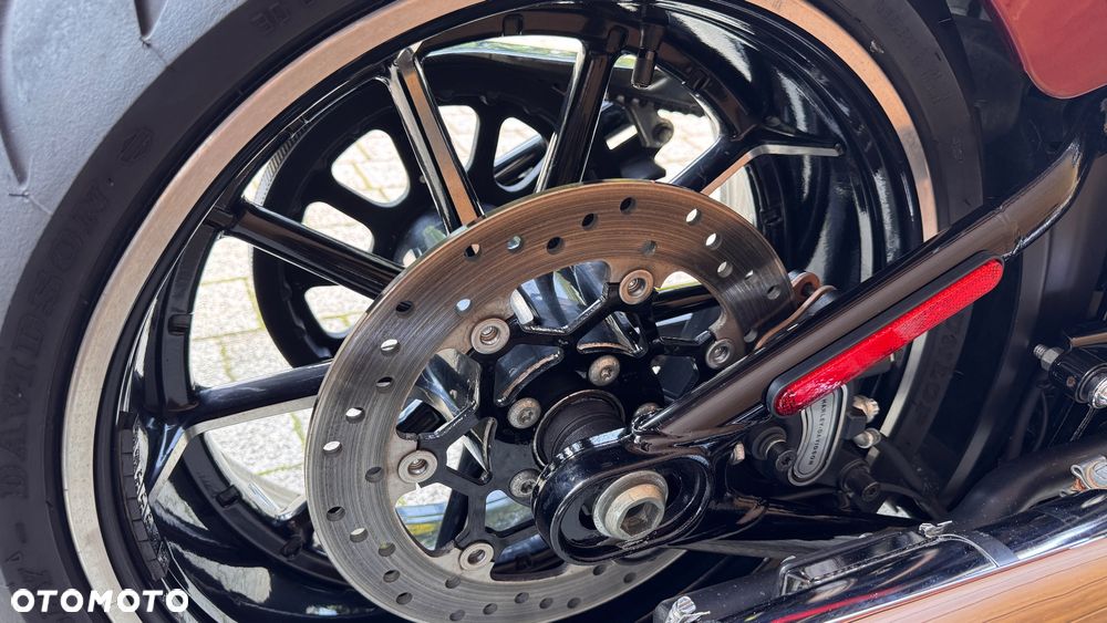 Harley-Davidson FXSB Breakout - 8