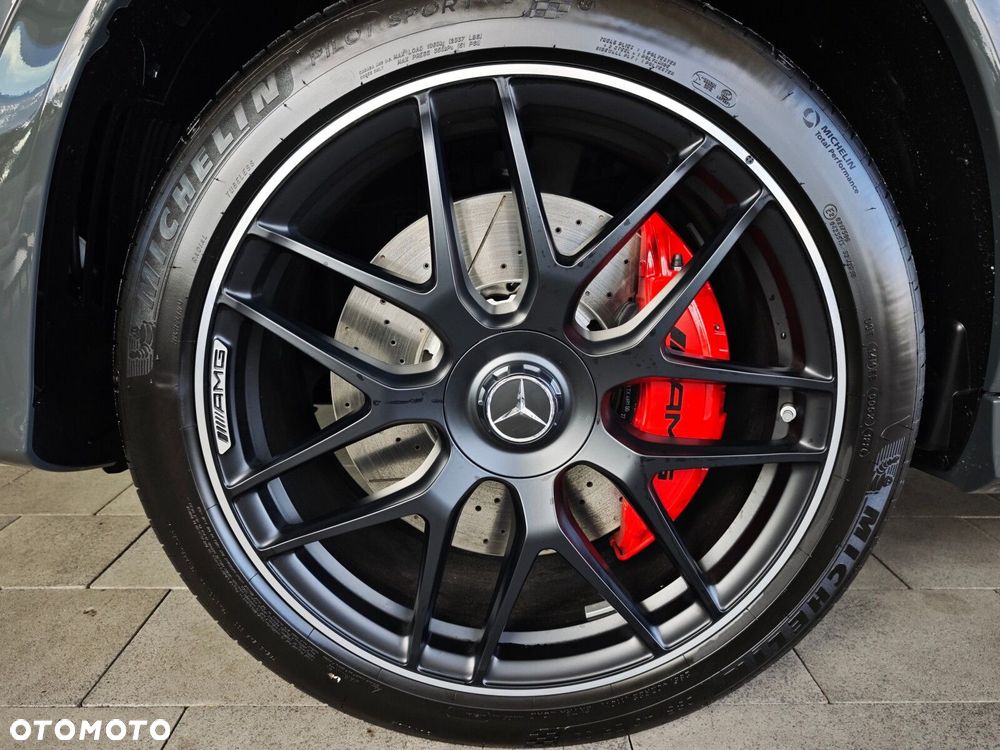 Mercedes-Benz GLE - 37
