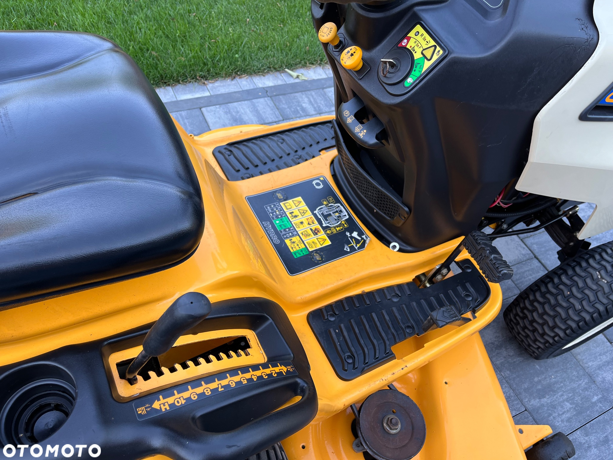 Cub Cadet CC1225 Hydrostatic - 7